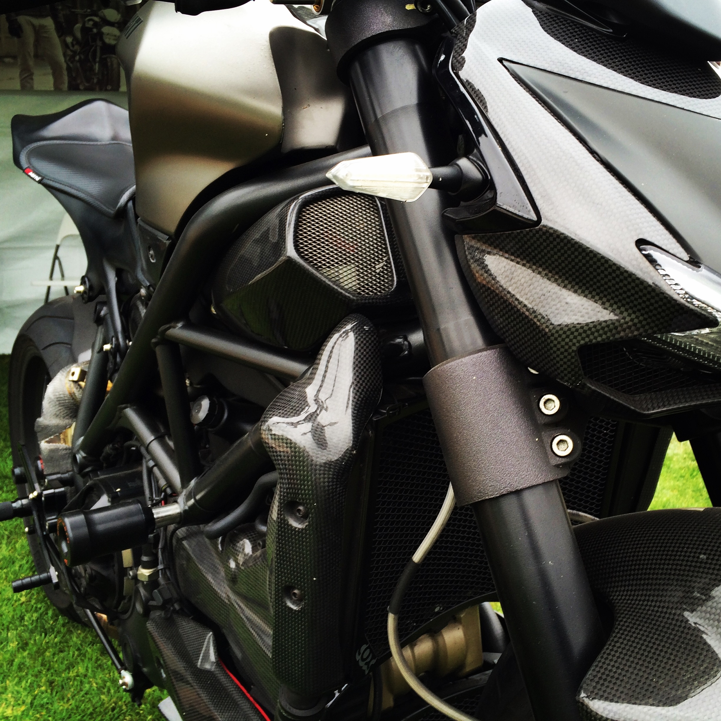 2010 Ducati Streetfighter photo 140